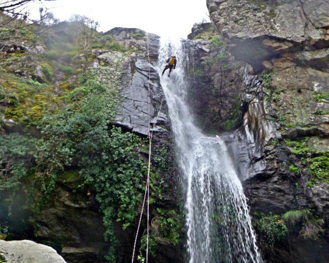 Casa Rural La Fuente Trabanca Bagian luar foto