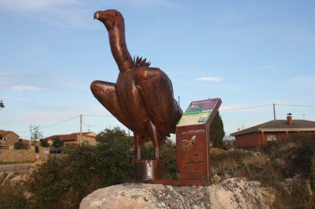 Casa Rural La Fuente Trabanca Bagian luar foto