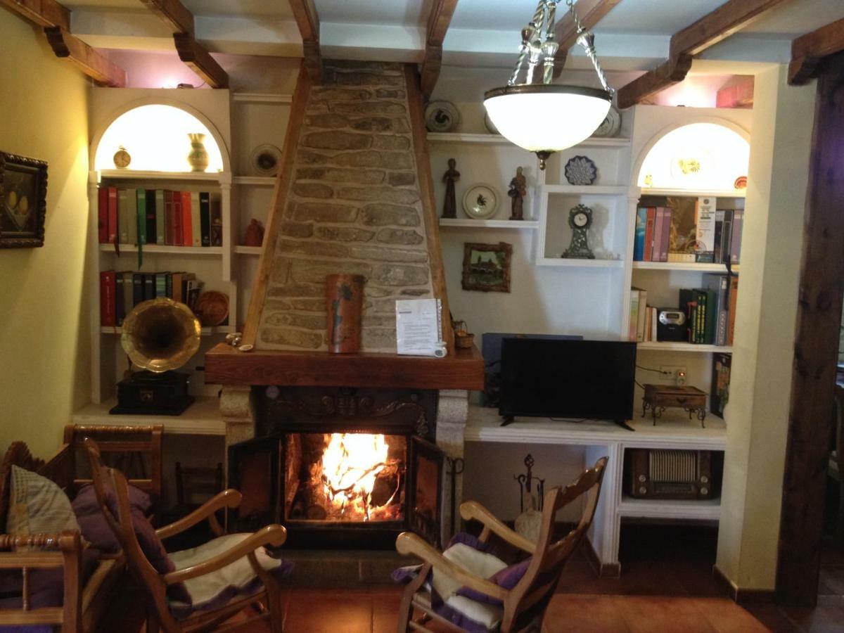 Casa Rural La Fuente Trabanca Bagian luar foto