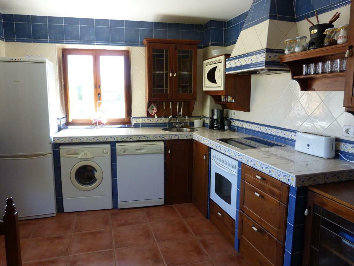 Casa Rural La Fuente Trabanca Bagian luar foto