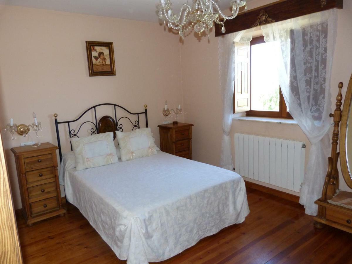 Casa Rural La Fuente Trabanca Bagian luar foto