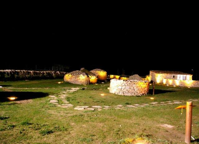 Casa Rural La Fuente Trabanca Bagian luar foto